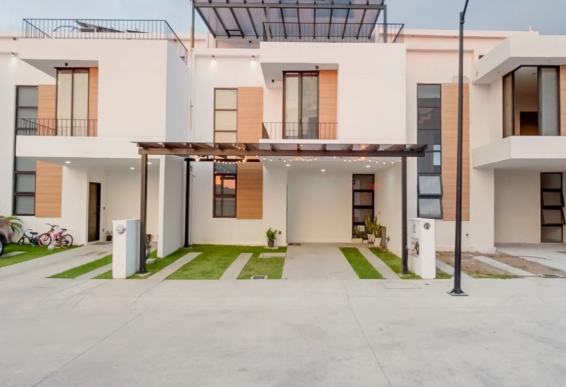 Tulip House PH 1